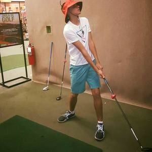 Meet your Posher, Alan